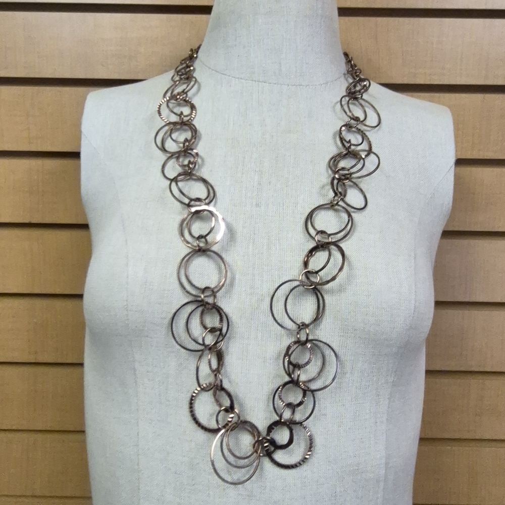 Daisy Fuentes Necklace & Earrings Set Silver Tone Statement Circles on Card
